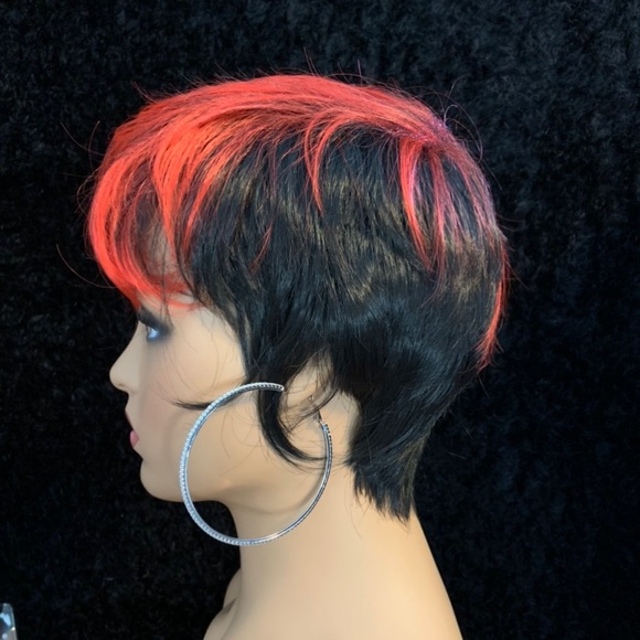 Short Red/Black Effortless Style Synthetic Wig - Picture 3 of 3